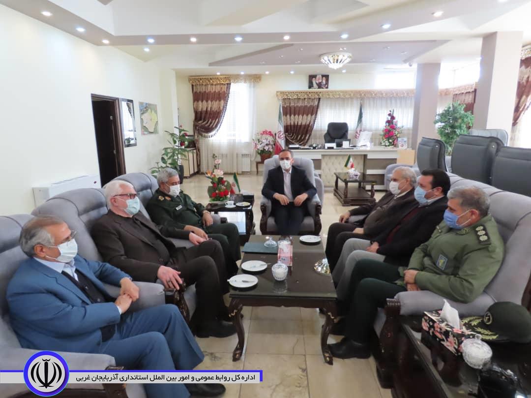 دیدار و گفتگوی سردار سرتیپ دوم پاسدار محمد باقر علایی فرمانده قرارگاه تاکتیکی حضرت اباعبدالله الحسین علیه السلام با فرماندار شهرستان چایپاره