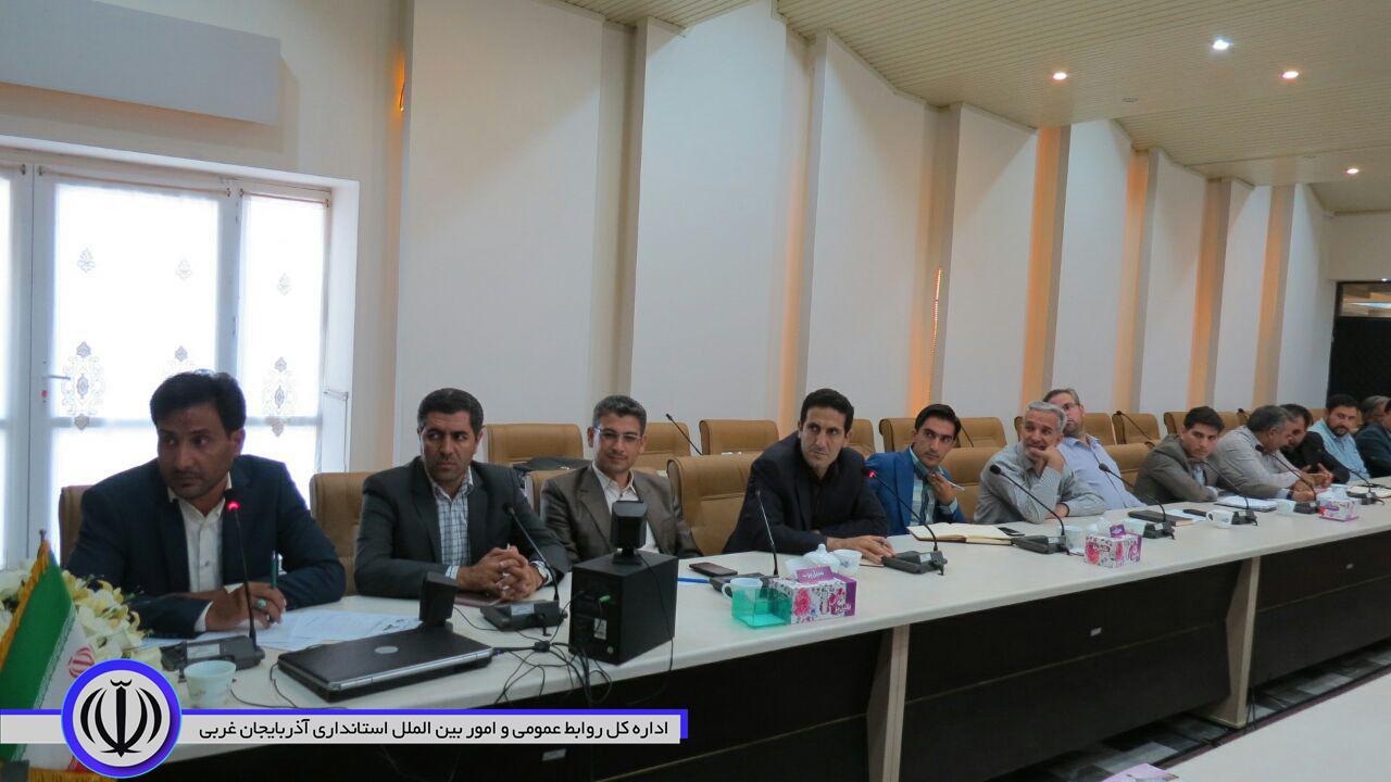 جلسه هماهنگی وبرنامه های هفته دولت درشهرستان چایپاره
