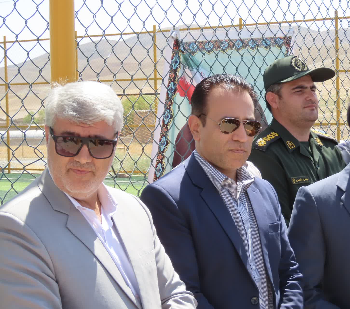 افتتاح فضای ورزشی روباز (چمن مصنوعی) روستای کامل آباد