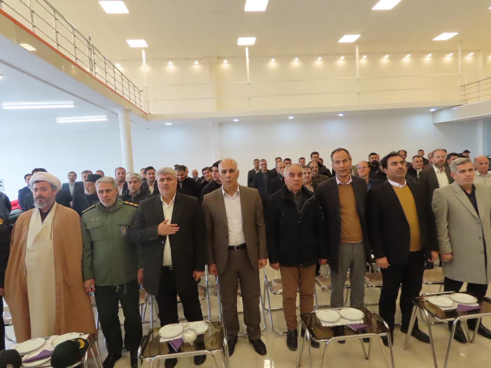 آیین افتتاح نمایشگاه اتومبیل «عطا کرال» در چایپاره با عرضه خودروهای منطقه آزاد ماکو