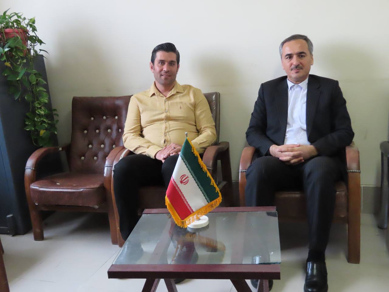 بازدید سرزده سعید شکورزاده فرماندار چایپاره از نمایندگی بنیاد برکت