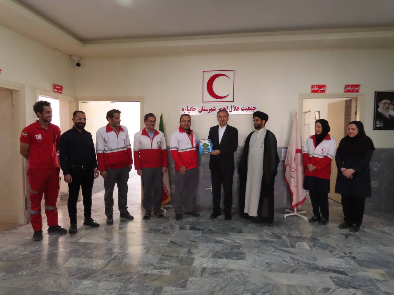 بازدید سرزده سعید شکورزاده فرماندار چایپاره از جمعیت هلال احمر