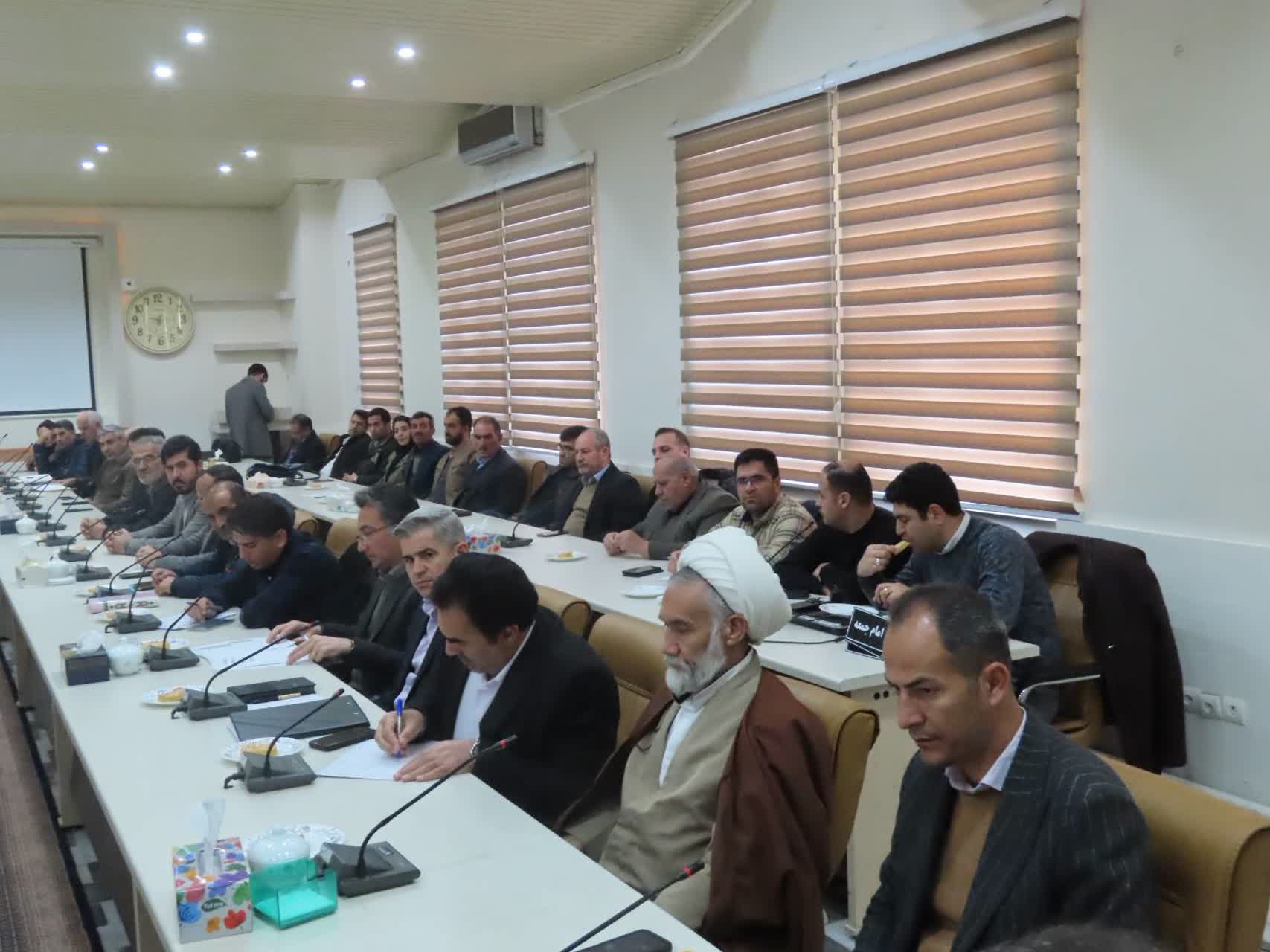 برگزاری جلسه بررسی و پیگیری مشکلات روستاهای شهرستان چایپاره