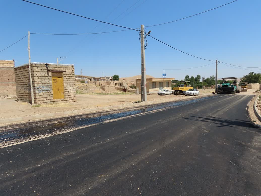 طرح عمرانی بهسازی و آسفالت معابر روستای تاج خاتون آماده افتتاح شد