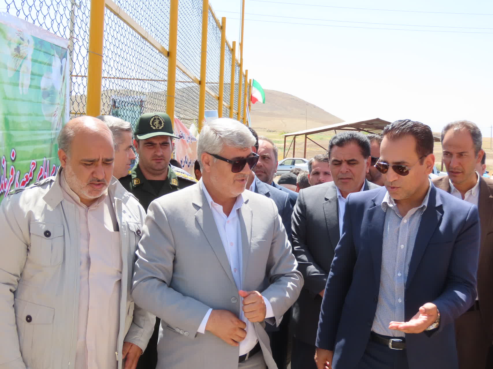 افتتاح فضای ورزشی روباز (چمن مصنوعی) روستای کامل آباد