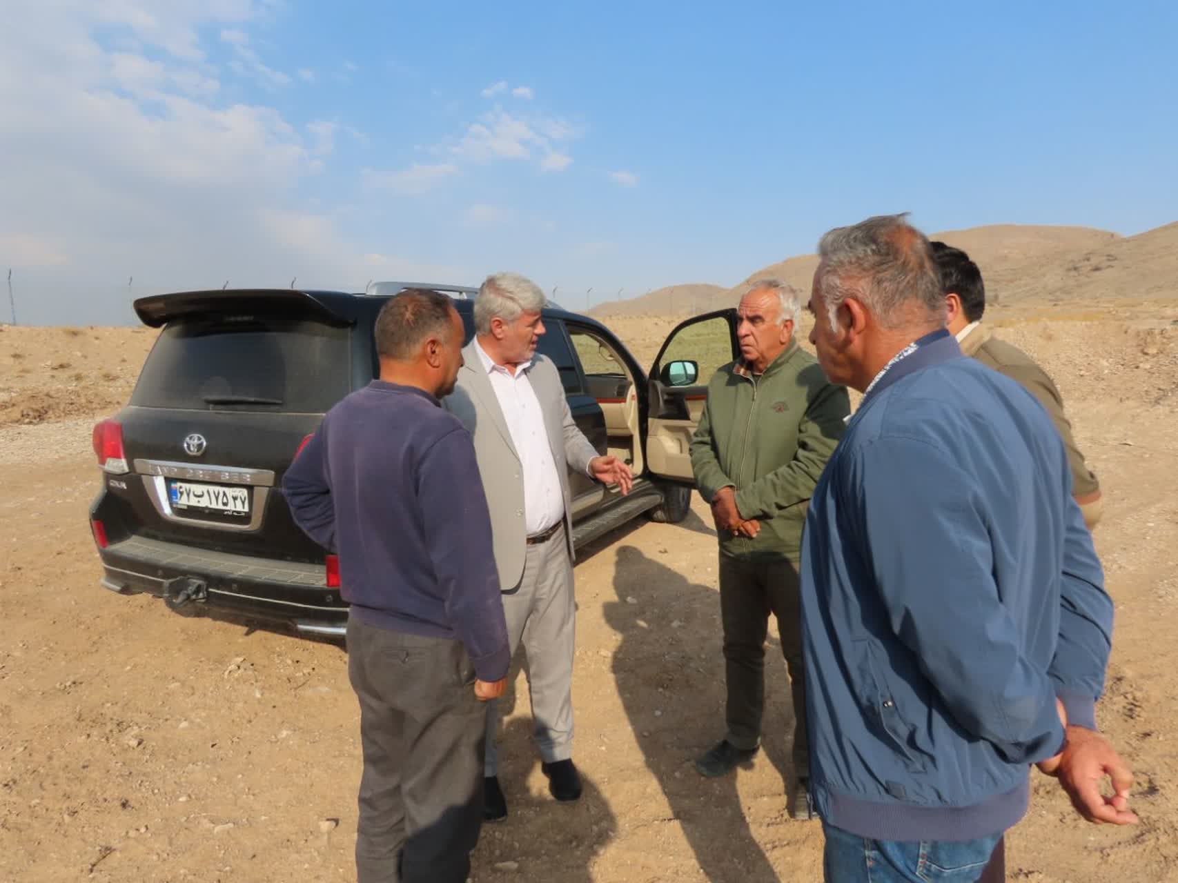 بازدید فرماندار چایپاره از عملیات عمرانی بزرگراه ایواوغلی - گیت ورودی منطقه آزاد ماکو در محدوده شهرستان