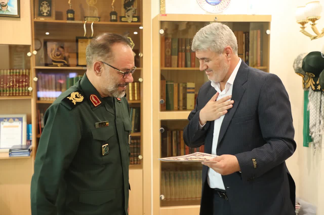 دیدار فرماندار شهرستان چایپاره با فرمانده سپاه شهداء استان