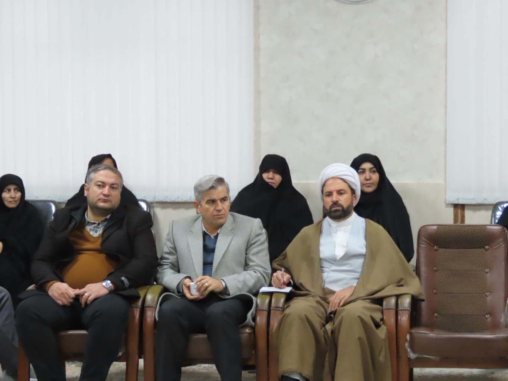 برگزاری جلسه هماهنگی ستاد برگزاری مراسم ایام الله دهه فجر انقلاب اسلامی و اعیاد شعبانیه شهرستان چایپاره