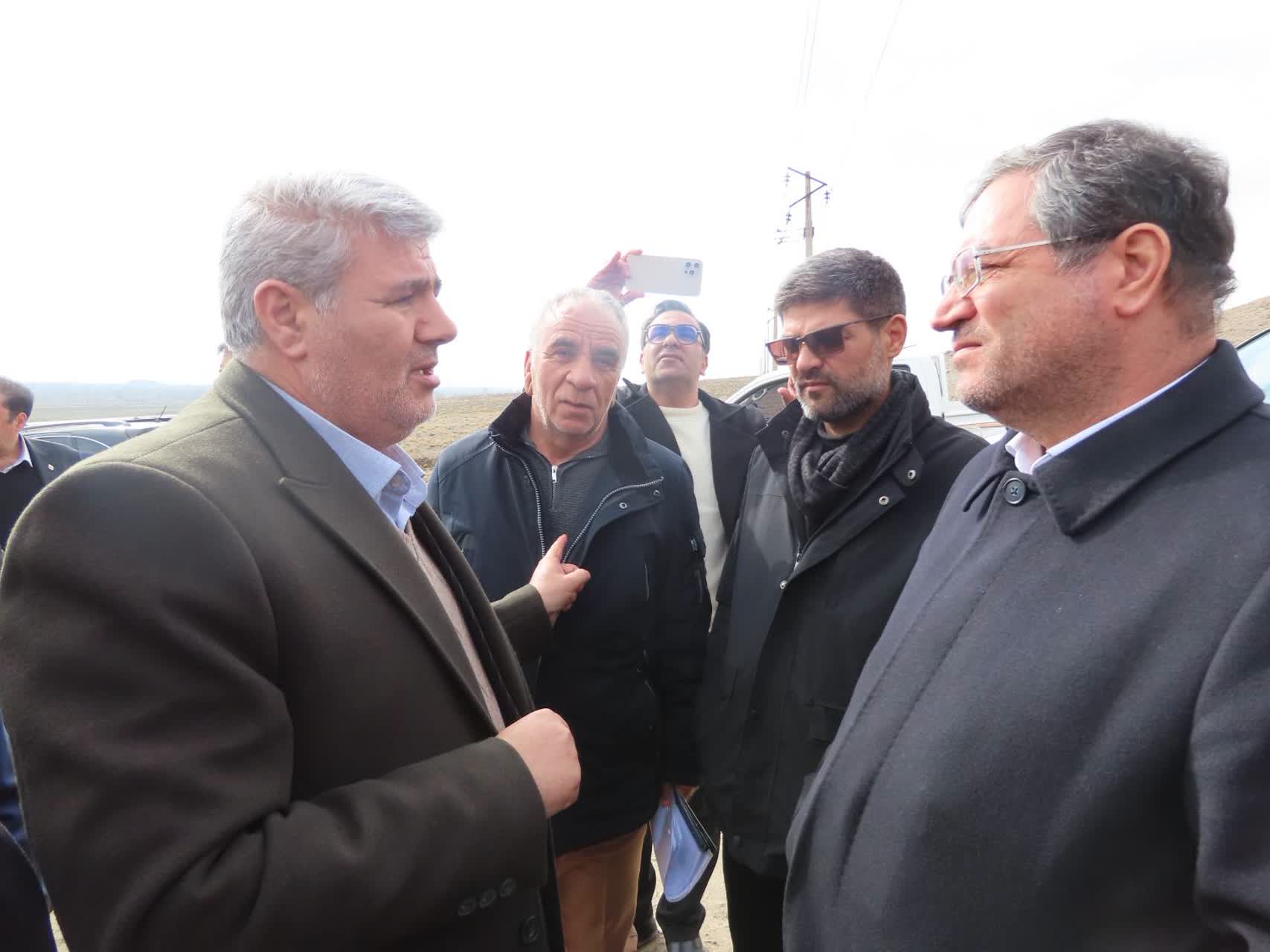 بازدید استاندار آذربایجان‌غربی از محور سه‌راهی ایواوغلی تا گیت ورودی منطقه آزاد ماکو در محدوده شهرستان چایپاره