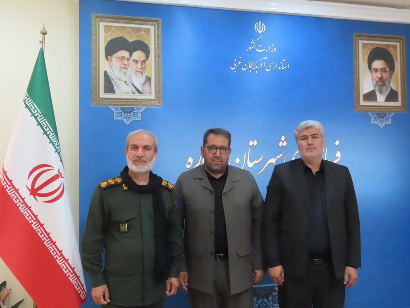 بررسی مسائل و برنامه‌های توسعه روستایی چایپاره در دیدار مدیرکل دفتر امور روستایی استانداری با فرماندار شهرستان