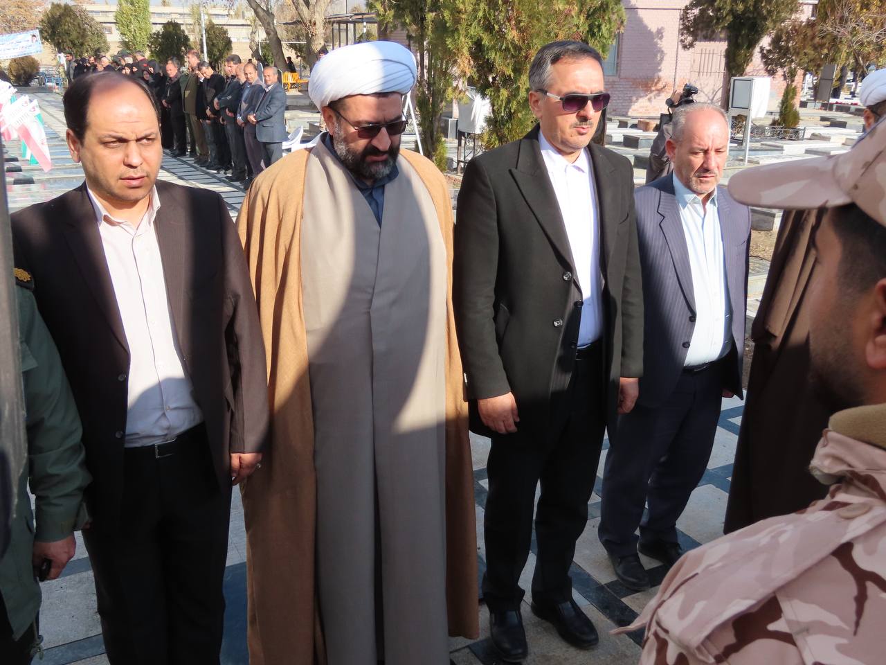 آیین غبار روبی و عطرفشانی مزار مطهر شهداء