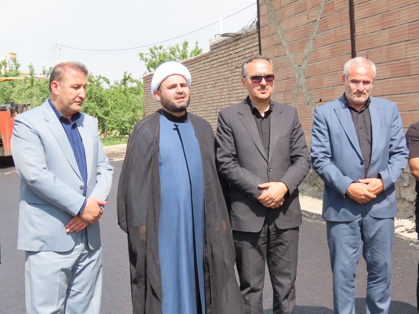 طرح عمرانی بهسازی و آسفالت معابر روستای مارقشه آماده افتتاح شد