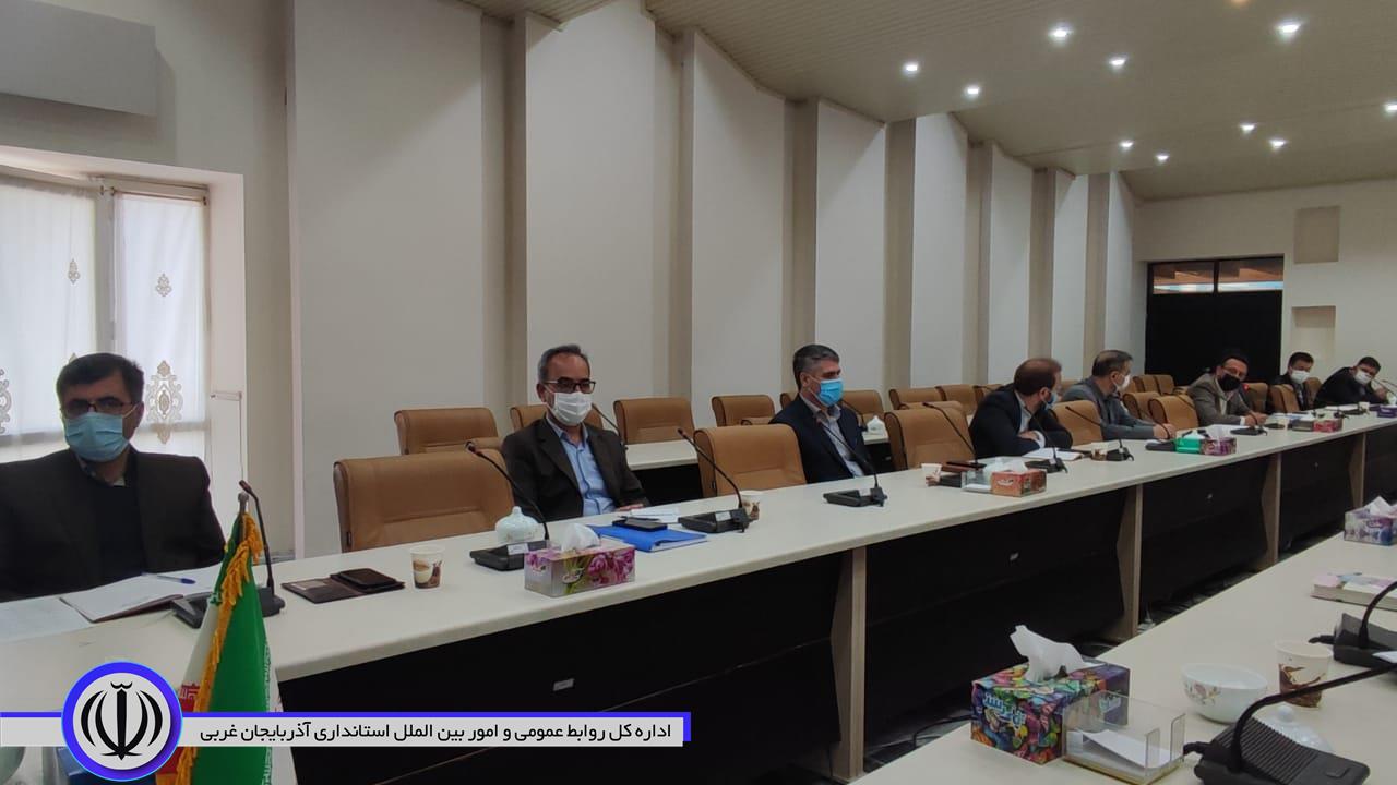 اولین جلسه کار گروه اشتغال و سرمایه گذاری شهرستان در سال1401