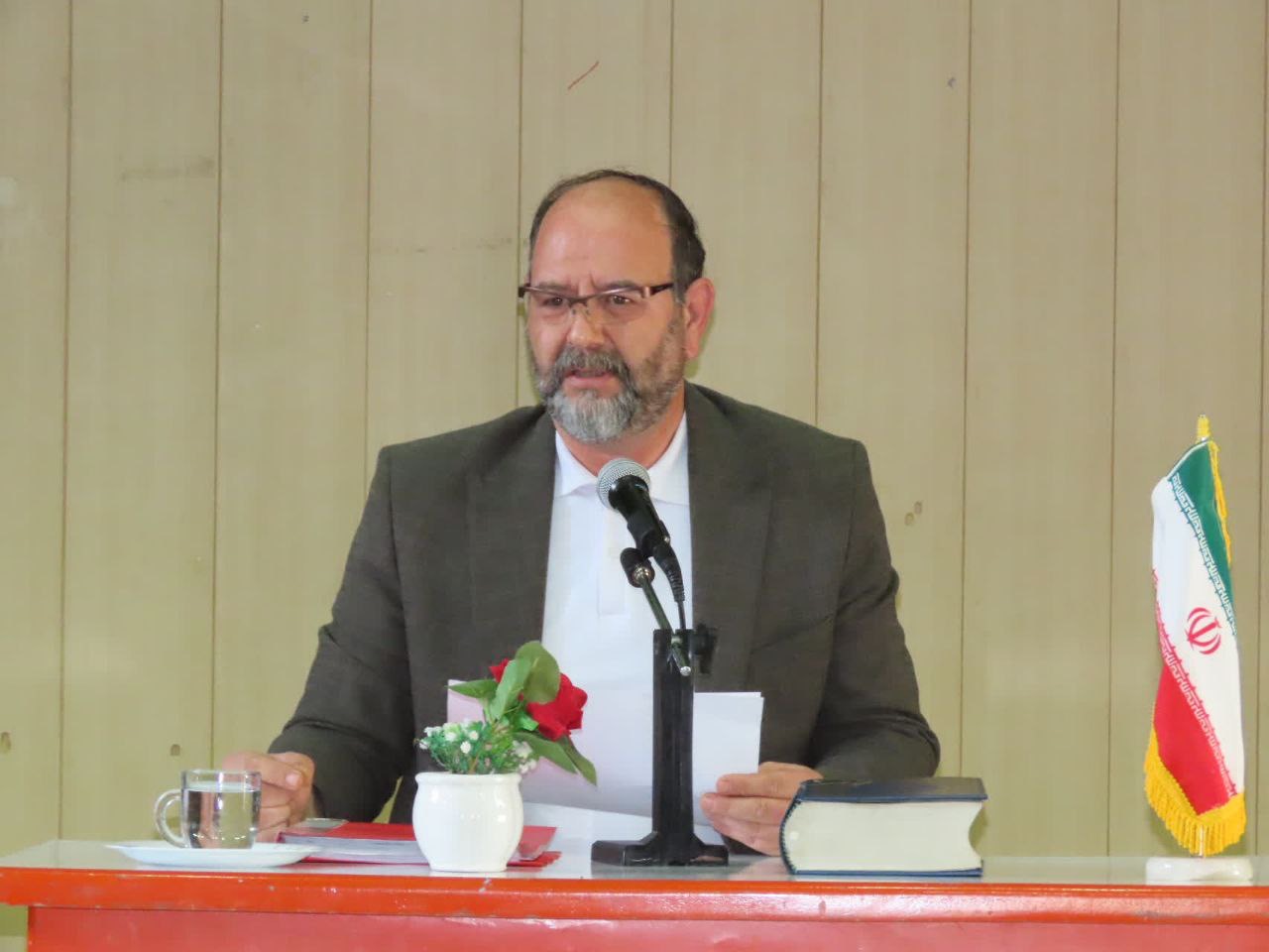 کارگاه آموزشی شیوه نامه جدید فعالیت نانوایی ها و هوشمندسازی تخصیص سهمیه آرد شهرستان چایپاره