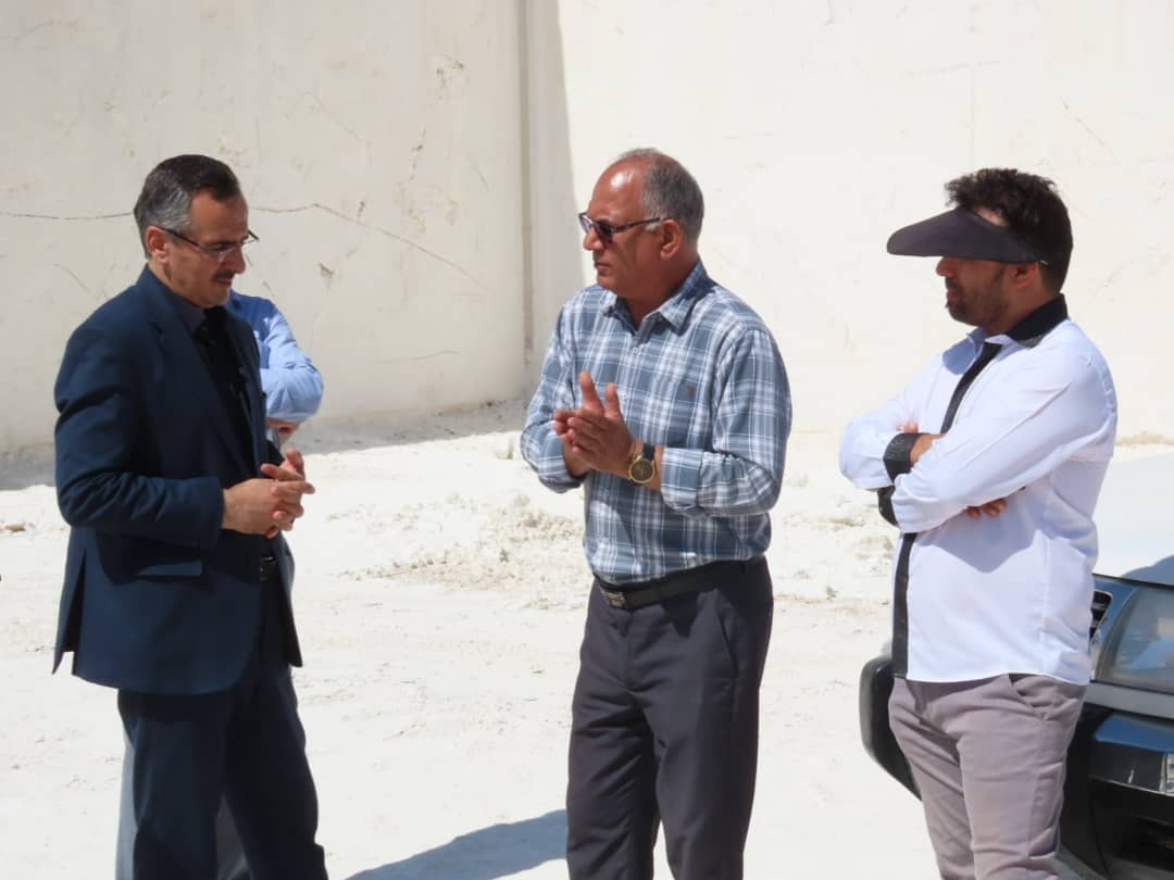 بازدید فرماندار شهرستان چایپاره از معدن مرمریت گوزدگن