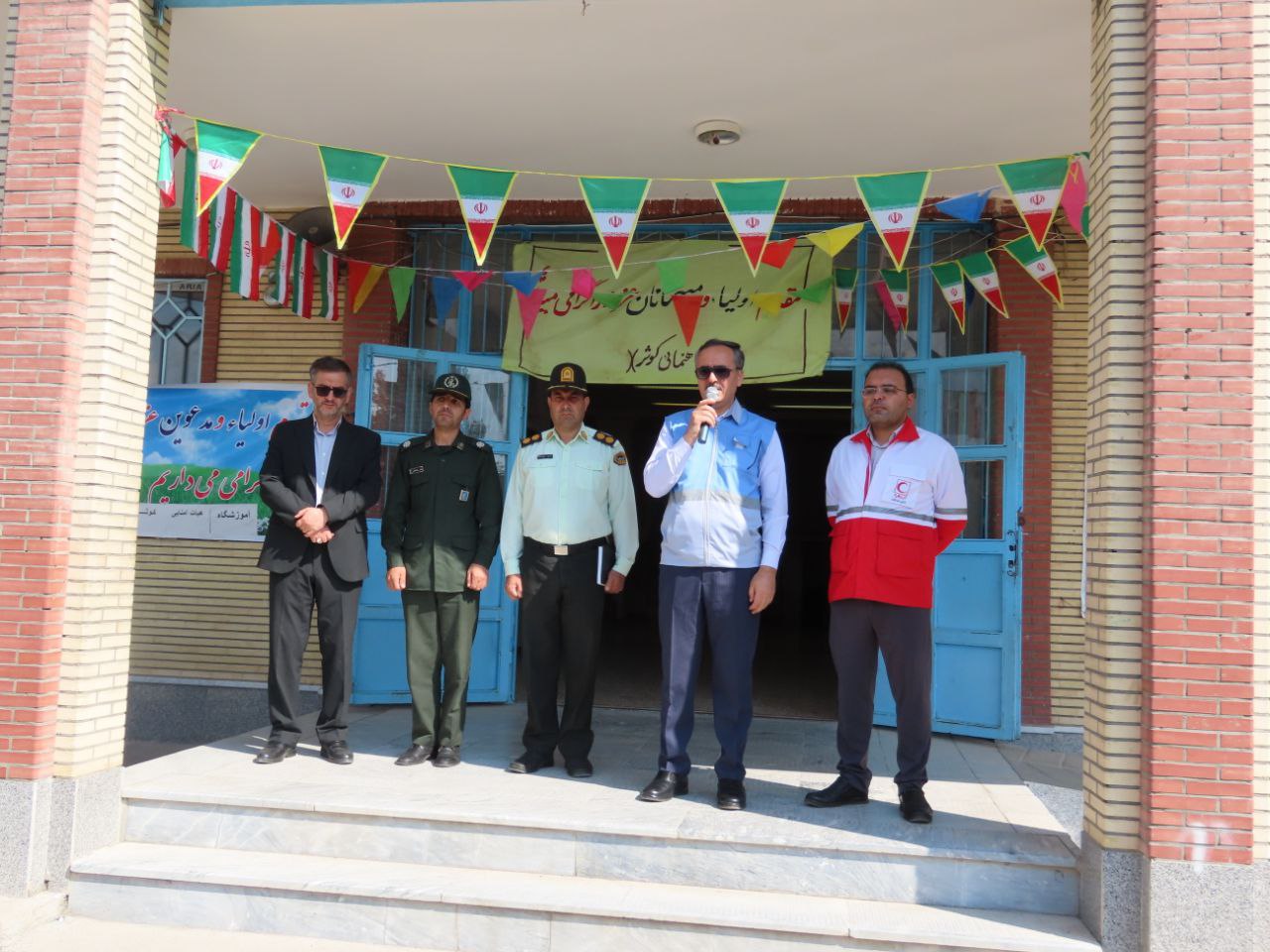 برگزاری مانور سراسری زلزله و ایمنی در مدارس شهرستان چایپاره