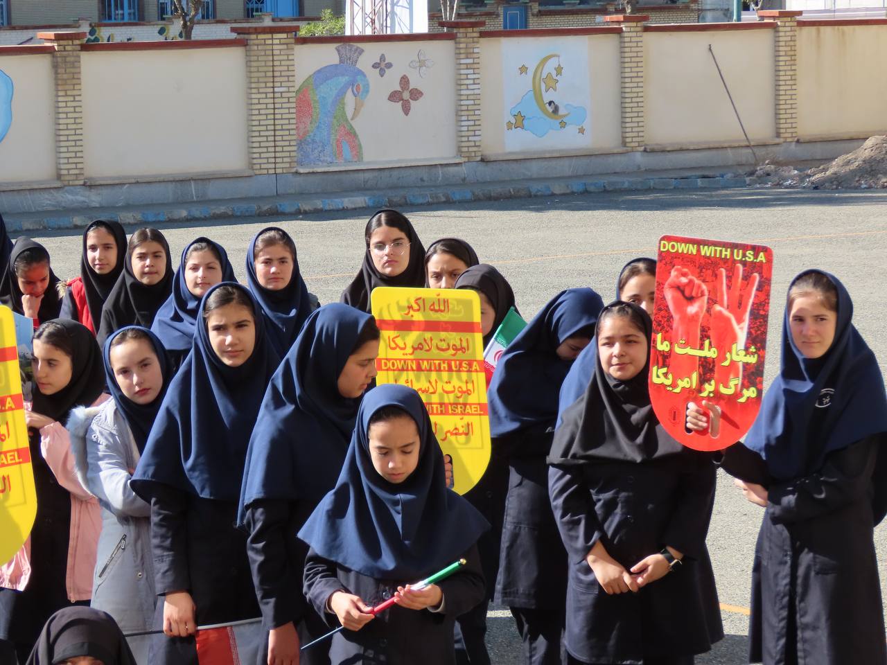 نواخته شدن زنگ استکبار ستیزی در مدارس شهرستان چایپاره