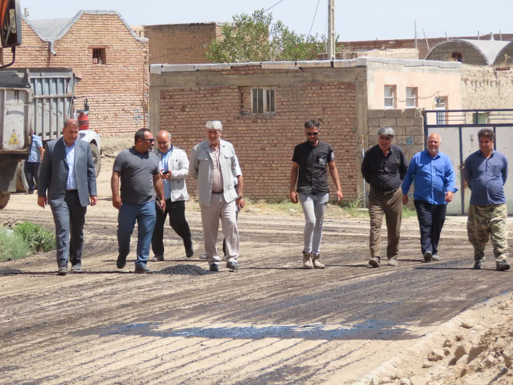طرح عمرانی بهسازی و آسفالت معابر روستای یتیم آغلی آماده افتتاح شد