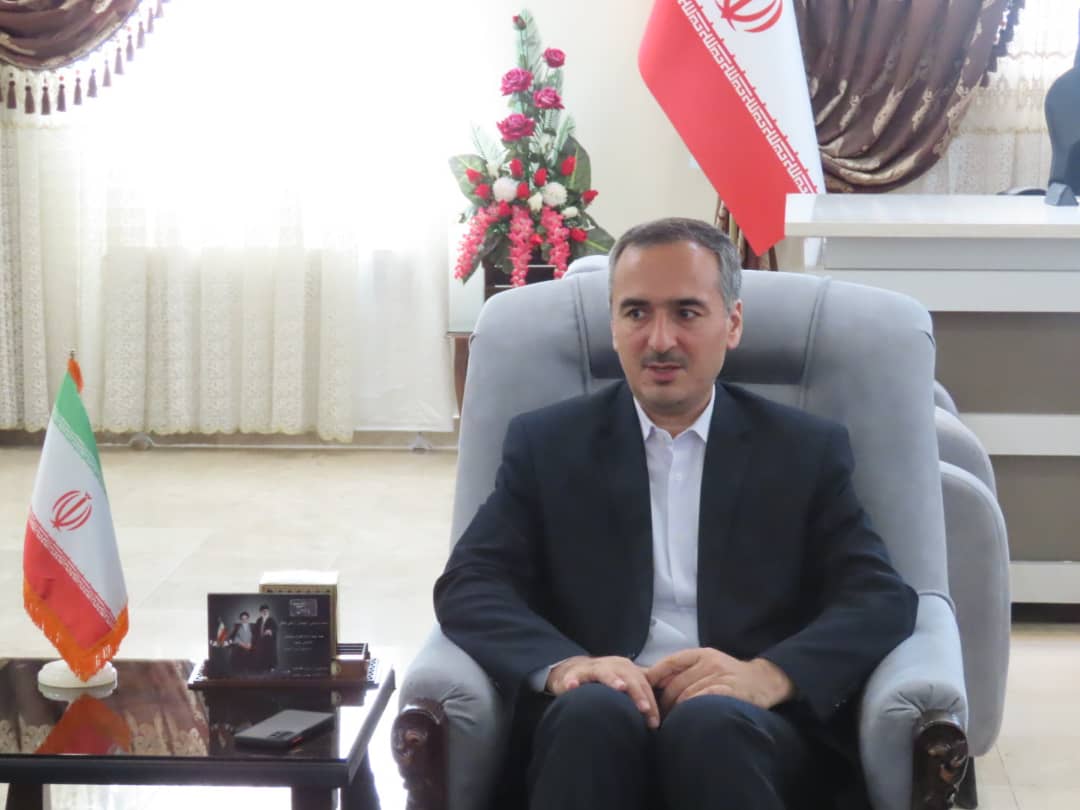 دیدار مدیرعامل و اعضای هیأت مدیره موسسه بانوان خیر مدرسه ساز استان آذربایجان شرقی با فرماندار چایپاره