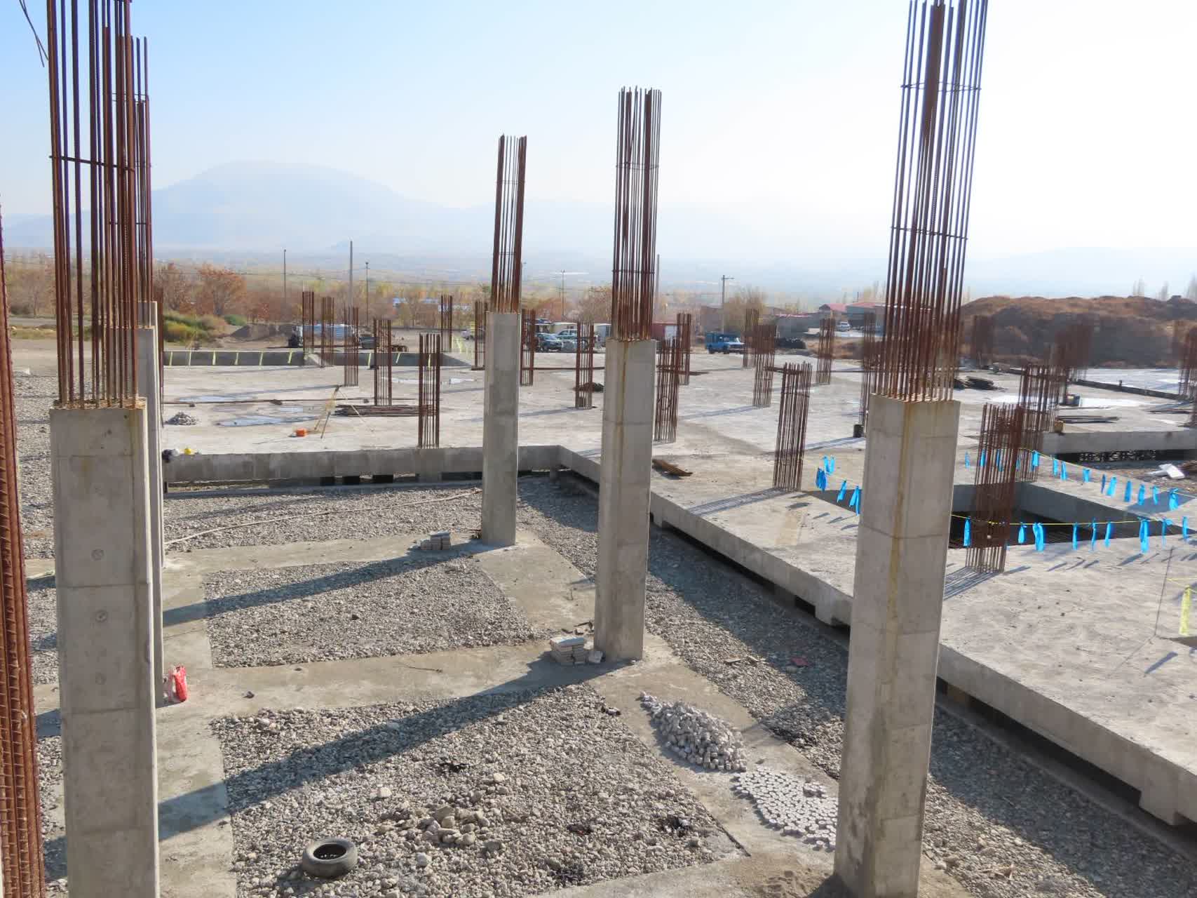 بازدید مدیرکل دفتر توسعه منابع فیزیکی و امور عمرانی وزارت بهداشت ، درمان و آموزش پزشکی از پروژه های نیمه تمام شبکه بهداشت و درمان چایپاره