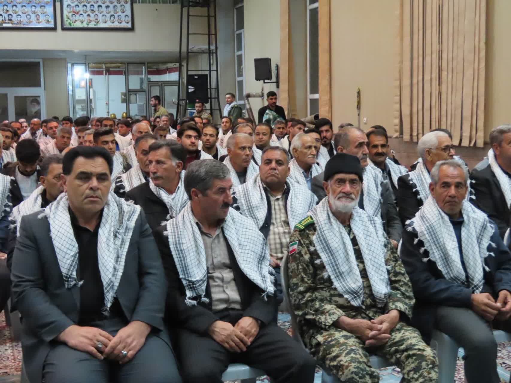 اجلاسیه سرداران و 114 شهید شهرستان چایپاره