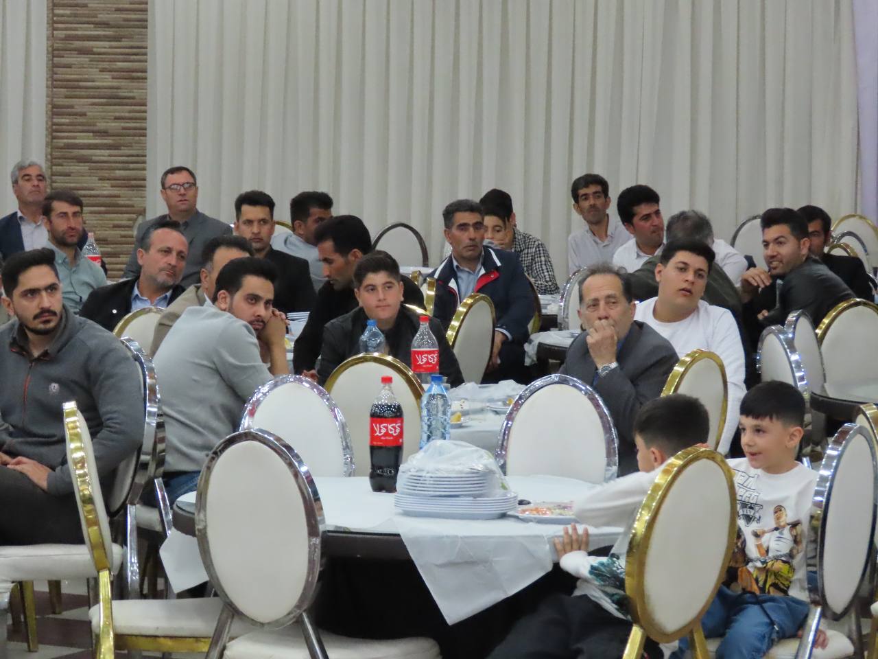 برگزاری ضیافت افطار در بین همکاران فرمانداری ، بخشداری و دهیاران شهرستان چایپاره