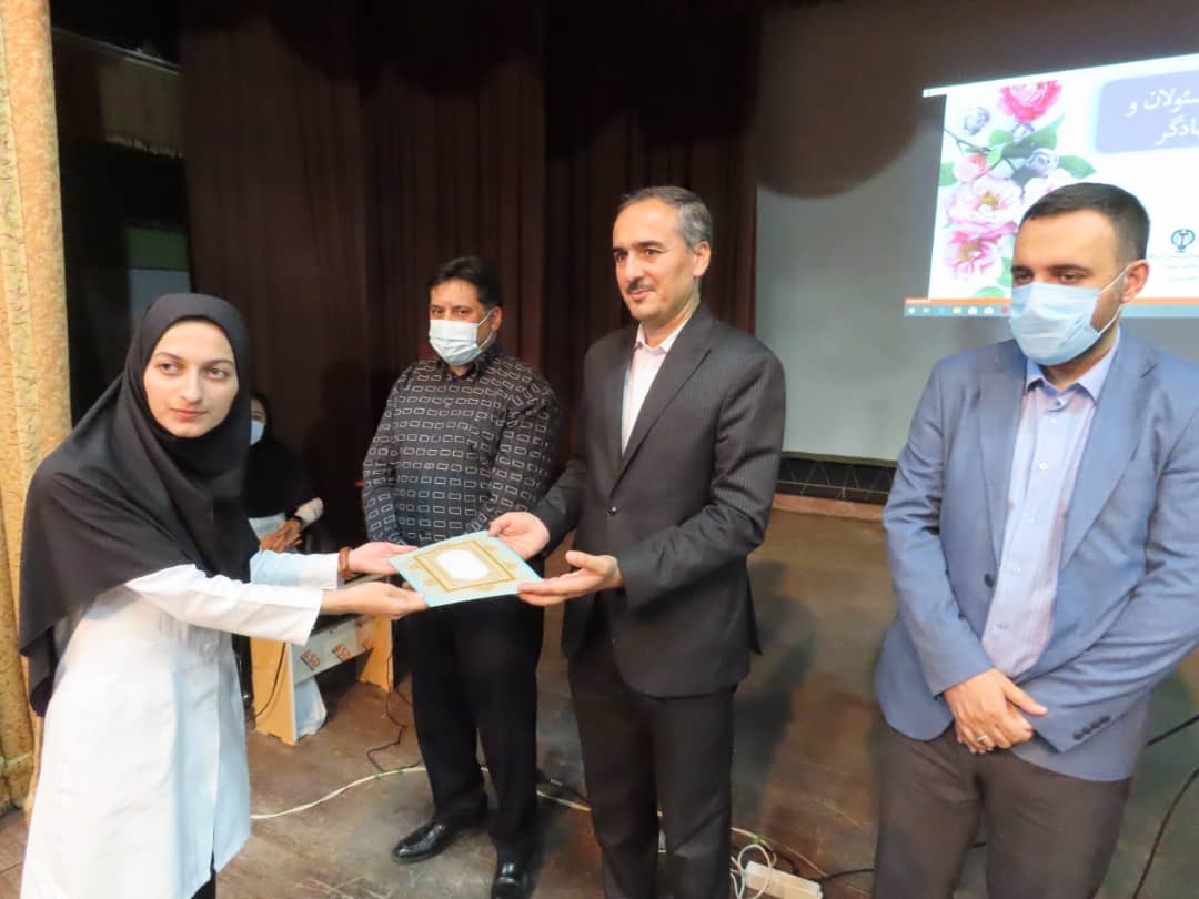 برگزاری جلسه اختتامیه اردوهای جهادی دانشجویان دانشگاه علوم پزشکی استان آذربایجان غربی در شهرستان چایپاره