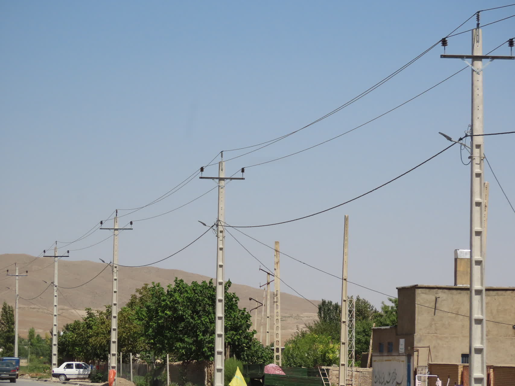 آئین افتتاح پروژه های عمرانی توزیع برق