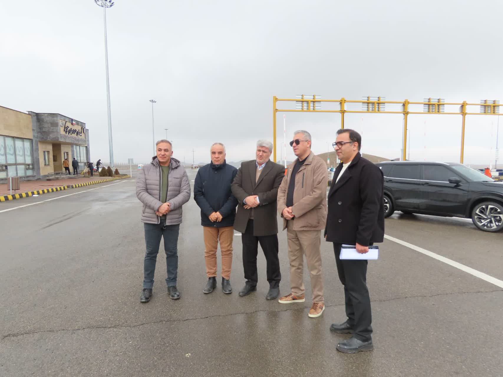 دیدار مدیرکل راه و شهرسازی استان آذربایجان غربی با فرماندار چایپاره