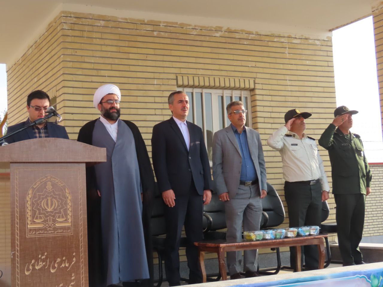 مراسم صبحگاه مشترک نیروهای نظامی ، انتظامی و بسیج در شهرستان چایپاره برگزار شد