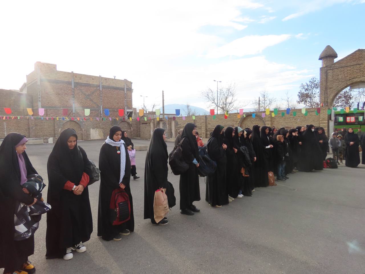 مراسم بدرقه کاروان راهیان نور شهرستان چایپاره