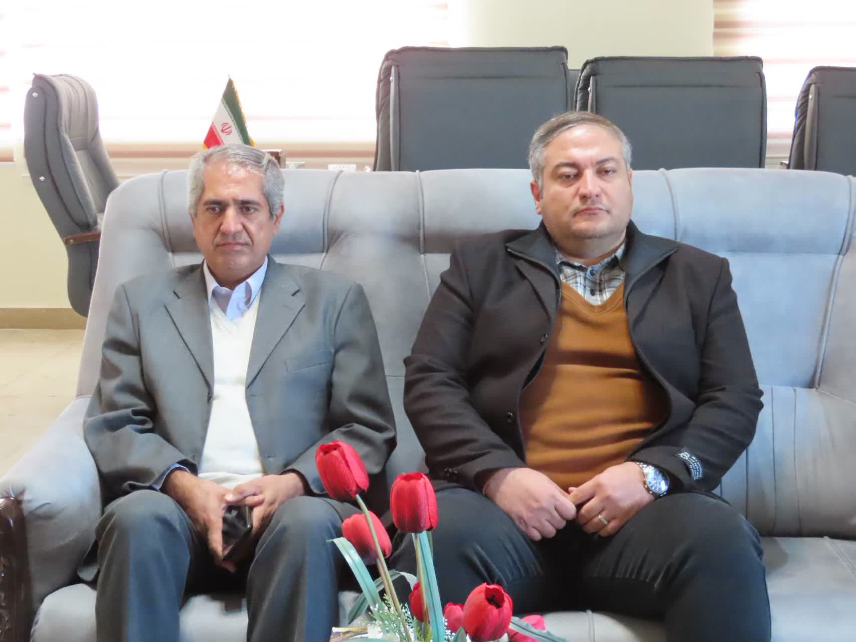 دیدار مسئولان حوزه امنیت غذایی و سلامت محیط استان آذربایجان غربی با فرماندار چایپاره