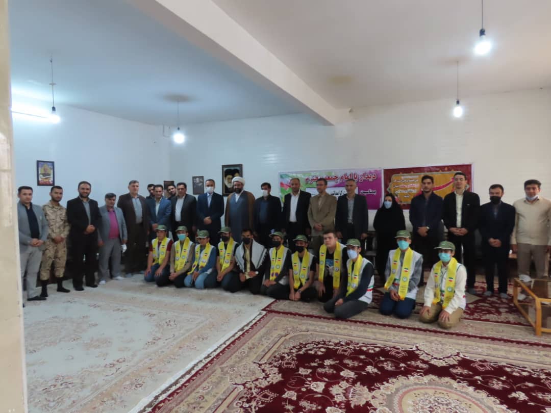 دیدارو گفتگو ی رییس و معاونان و جمعی از پرسنل اداره آموزش و پرورش با امام جمعه و فرماندار شهرستان چایپاره
