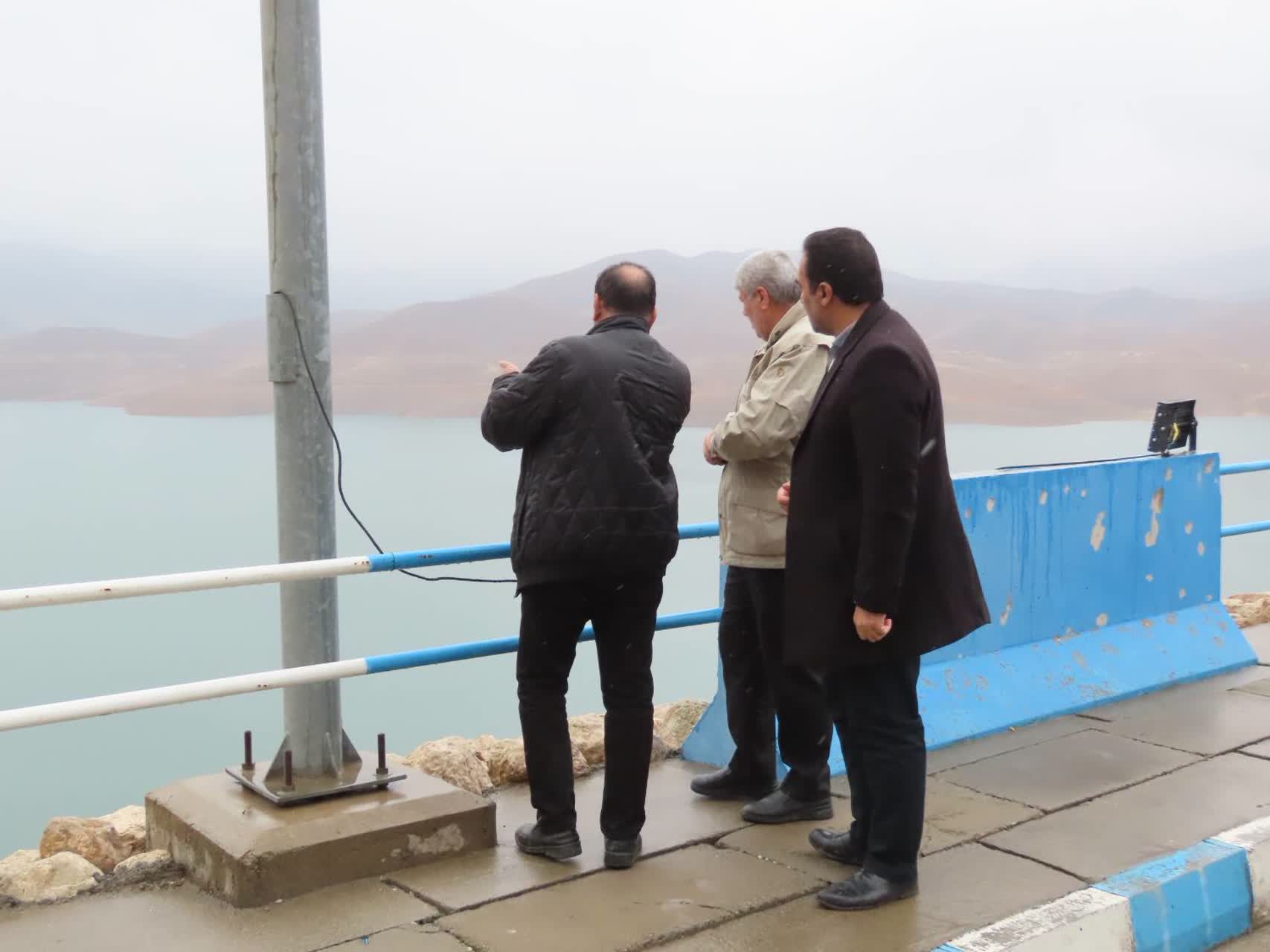 بازید فرماندار چایپاره از سد آغ چای شهرستان