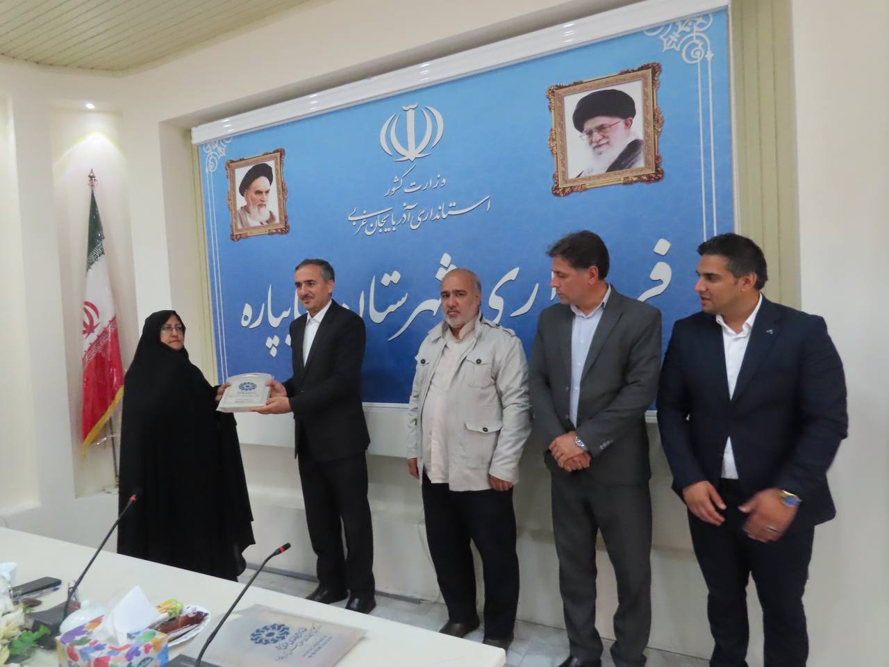 جلسه انجمن کتابخانه های عمومی شهرستان چایپاره
