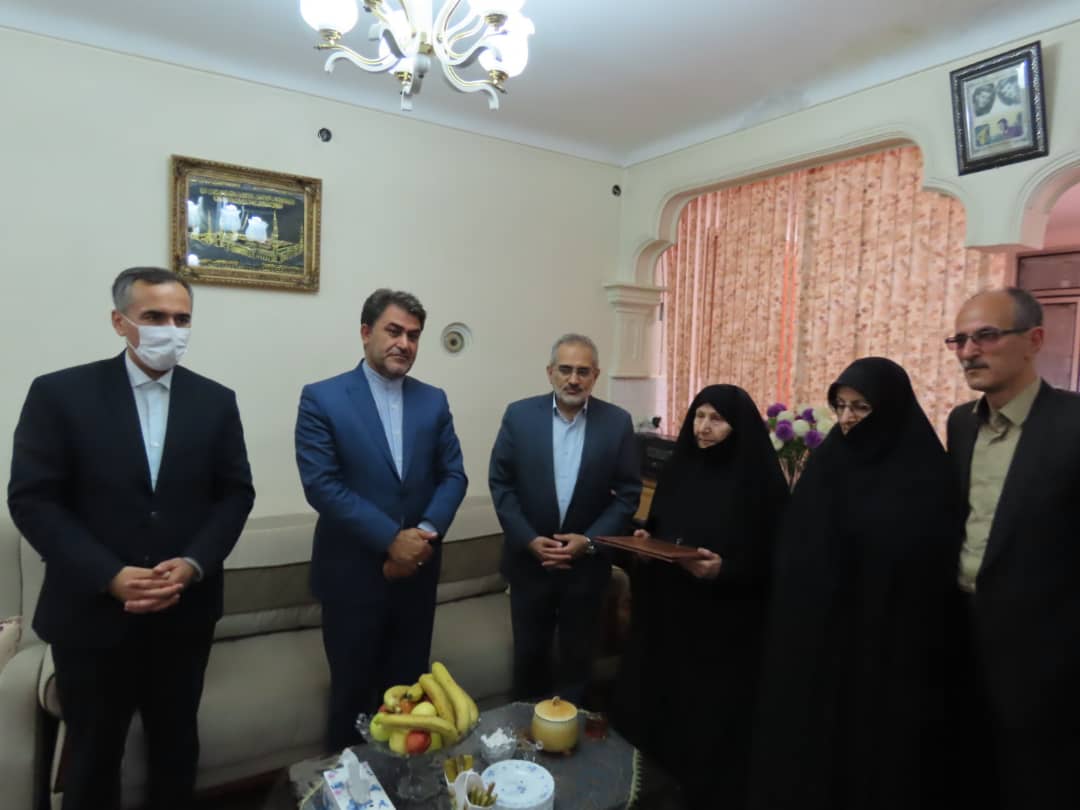 دیدار با خانواده معزز شهید حسن رحیم پور
