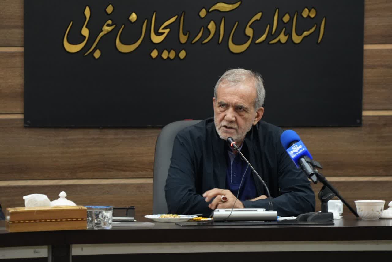 رئیسجمهور: ناترازی انرژی در کشور را رفع میکنیم / برای ساخت ایرانی قوی به اتحاد و همدلی نیازمندیم / برای نوسازی ناوگان حملونقل واردات خودرو آزاد شود