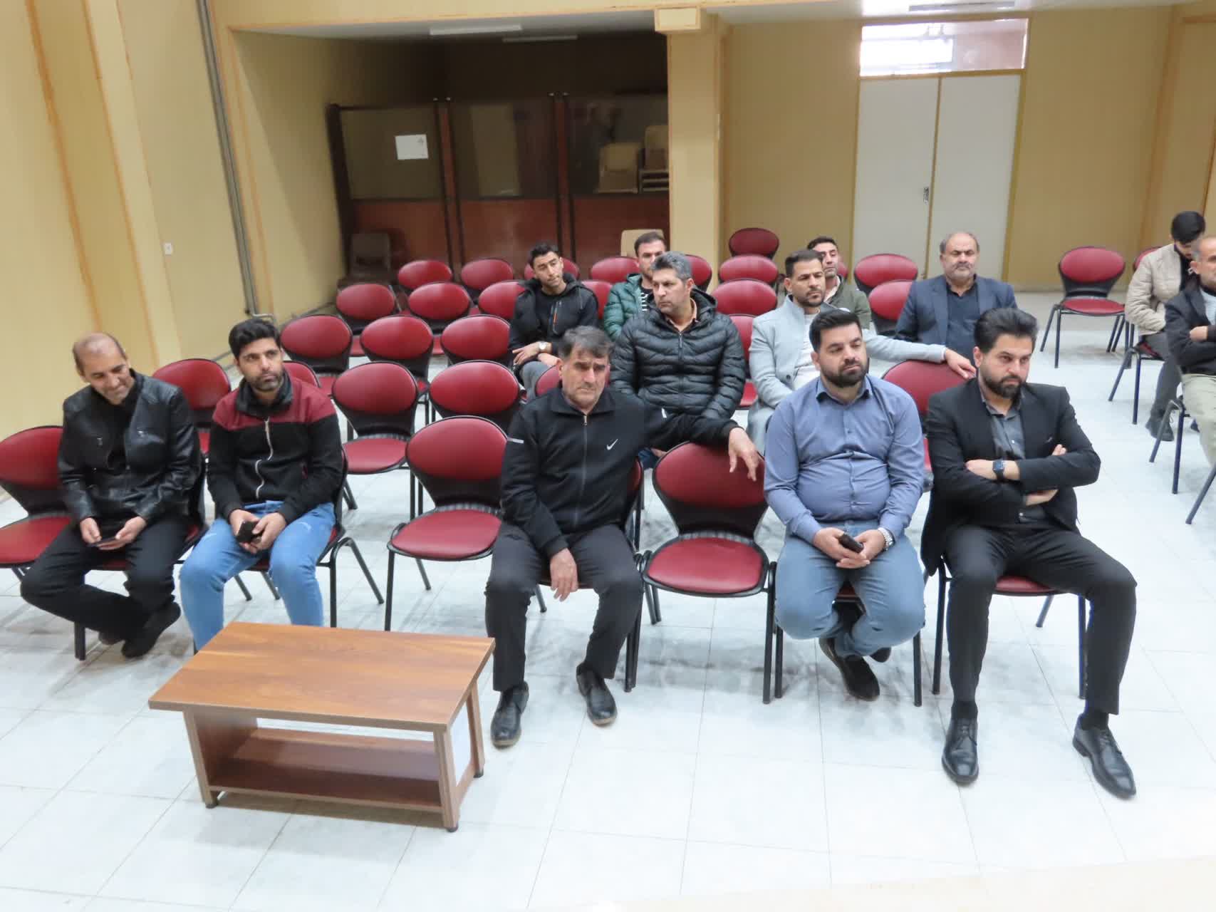 برگزاری جلسه توجیهی و بررسی مسائل نانوایان چایپاره