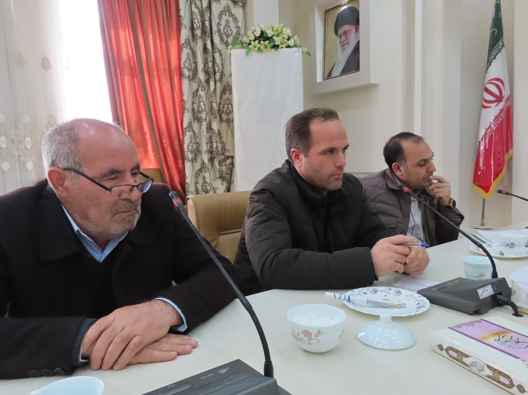 برگزاری جلسه انجمن کتابخانه های عمومی شهرستان چایپاره