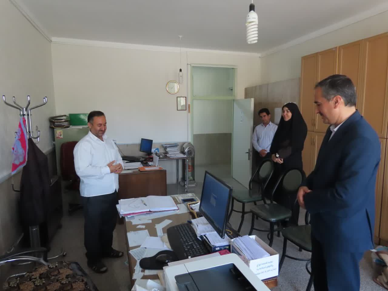 بازدید سرزده سعید شکورزاده فرماندار شهرستان چایپاره از بهزیستی شهرستان چایپاره