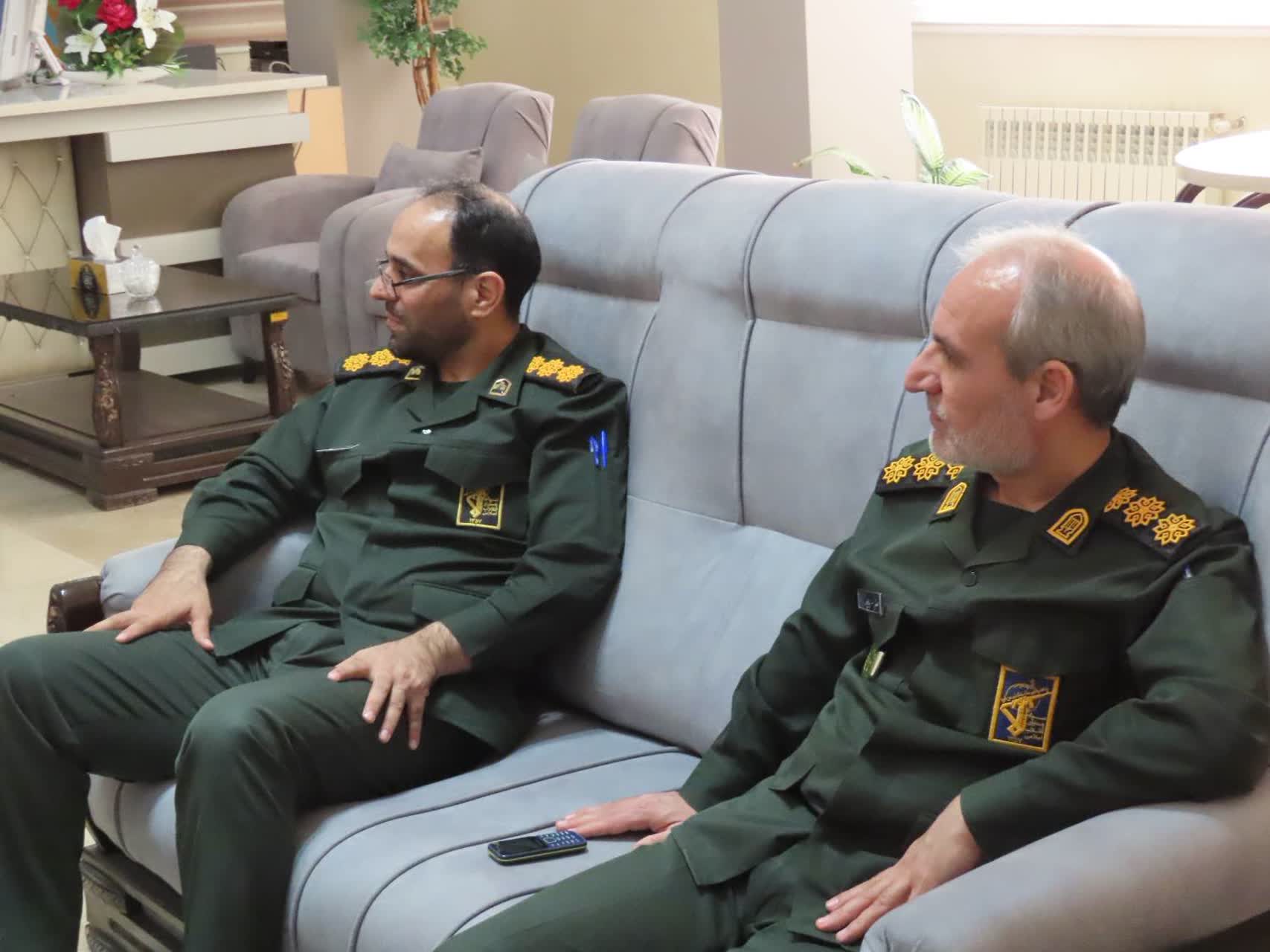 دیدار دبیر اشراف کلی سپاه شهدای استان آذربایجان غربی با فرماندار چایپاره