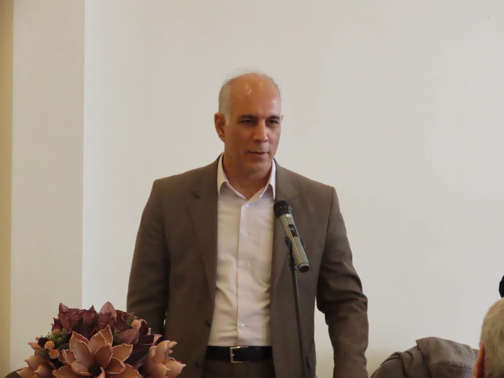 آیین افتتاح نمایشگاه اتومبیل «عطا کرال» در چایپاره با عرضه خودروهای منطقه آزاد ماکو