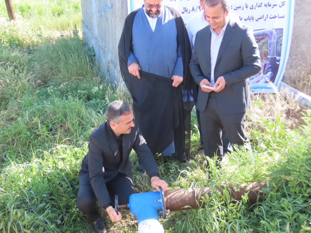 مراسم افتتاح خط لوله انتقال آب به مزارع روستای زنگلان