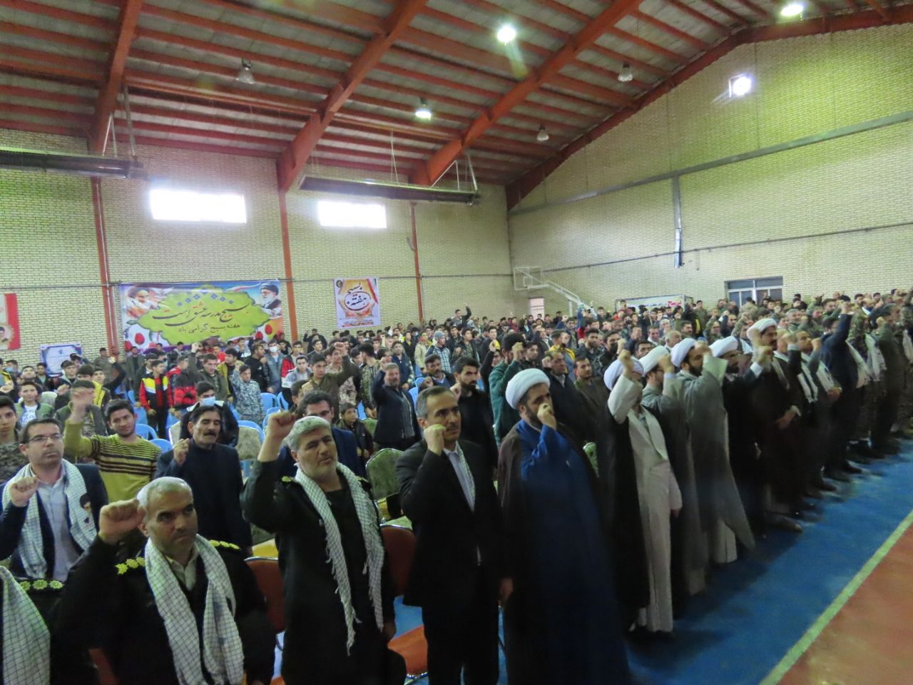 مراسم اجتماع بزرگ بسیجیان شهرستان چایپاره برگزار شد