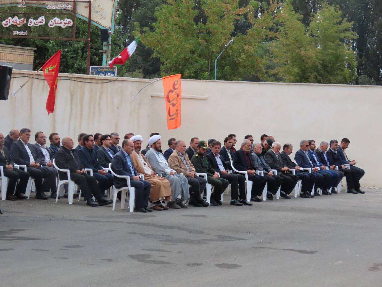 مراسم صبحگاه مشترک نیروهای نظامی ، انتظامی و بسیج در شهرستان چایپاره برگزار شد