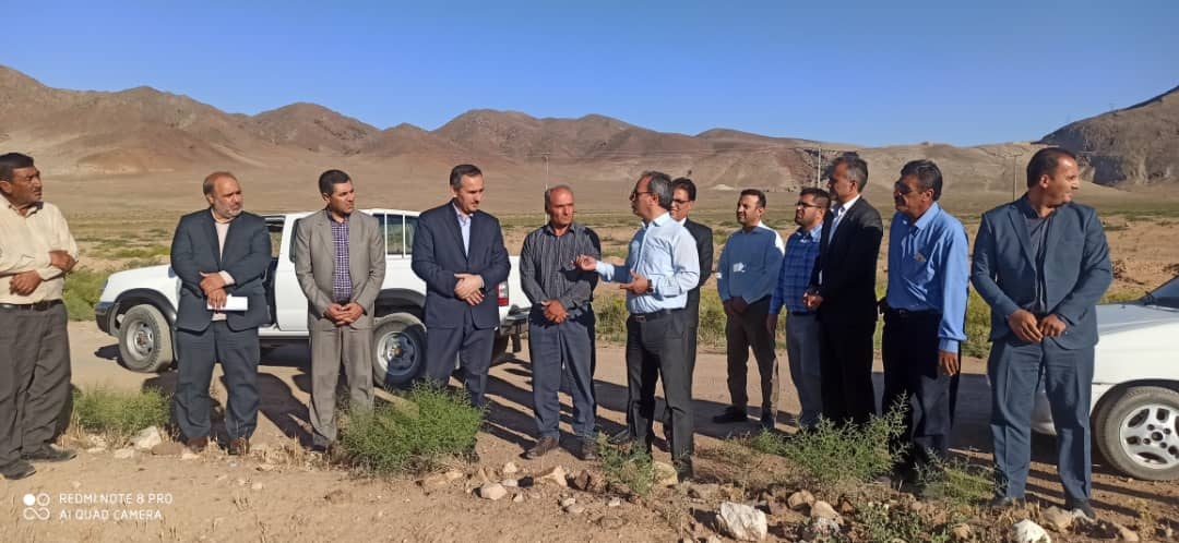 بازدید فرماندار و جمعی از مسئولان شهرستان چایپاره از روستای طاهر آباد