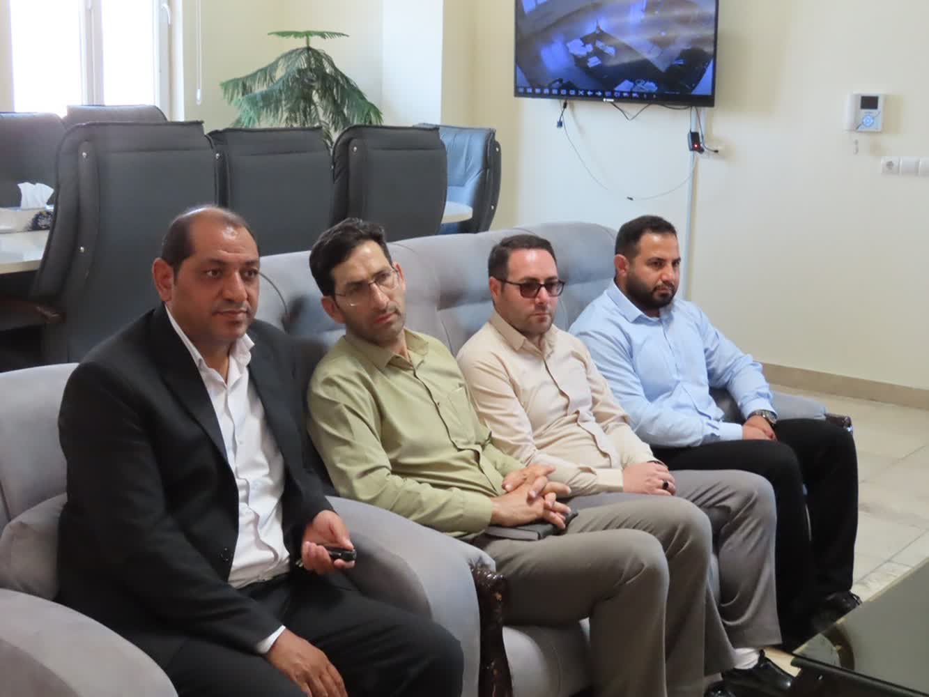 دیدار مدیر و کارکنان جهاد کشاورزی شهرستان با فرماندار چایپاره