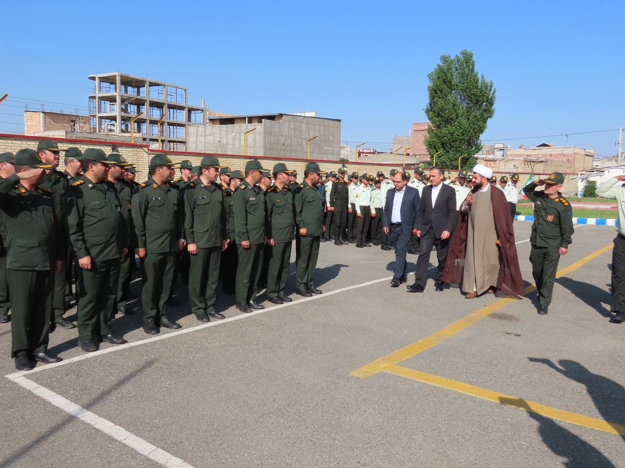 مراسم صبحگاه مشترک نیروهای نظامی ، انتظامی و بسیج در شهرستان چایپاره برگزار شد