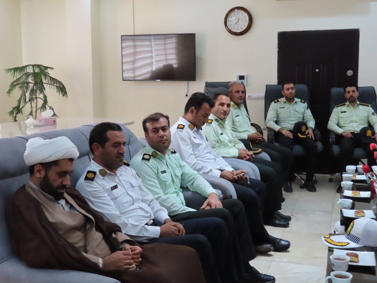 دیدار فرمانده انتظامی شهرستان با فرماندار