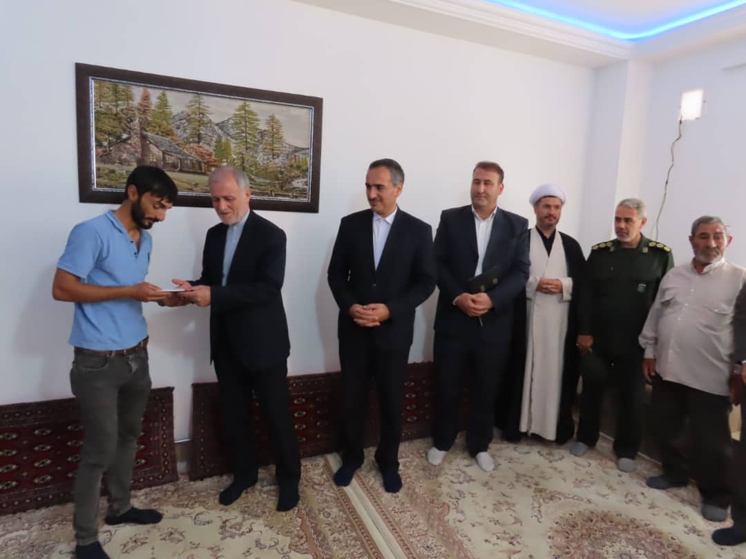 افتتاح همزمان 30 واحد طرح بهسازی مسکن روستایی با حضور معاون توسعه مدیریت و منابع استاندار
